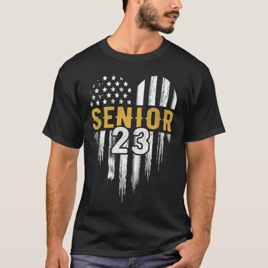 Senior 23 2023 Abschluss Graduate American Flag H T-Shirt (Vorderseite)