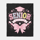 Senior Class of 2025 Abschluss Pink Coquette Bow Fleecedecke (Vorderseite)