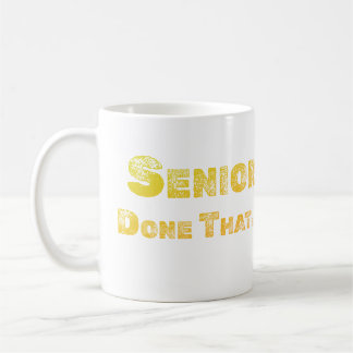 Senior, fertig die Kaffee-Tasse Kaffeetasse