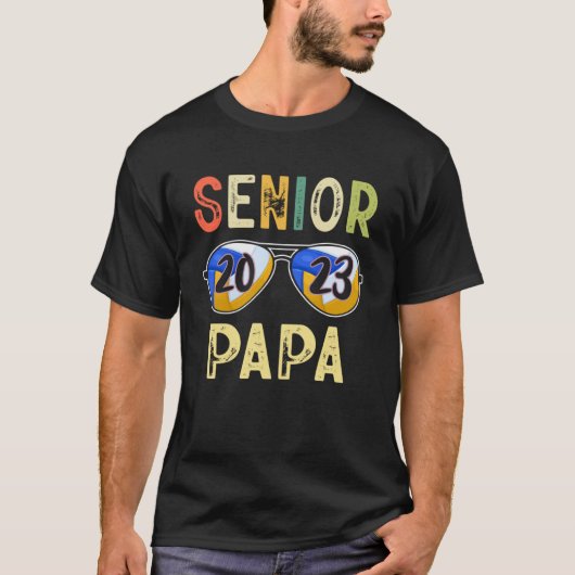 Senior Papa 2023 Cool Proud Volleyball Senior Grad T-Shirt (Vorderseite)