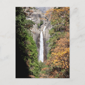 Senken Sie Yosemite Falls im November Postkarte