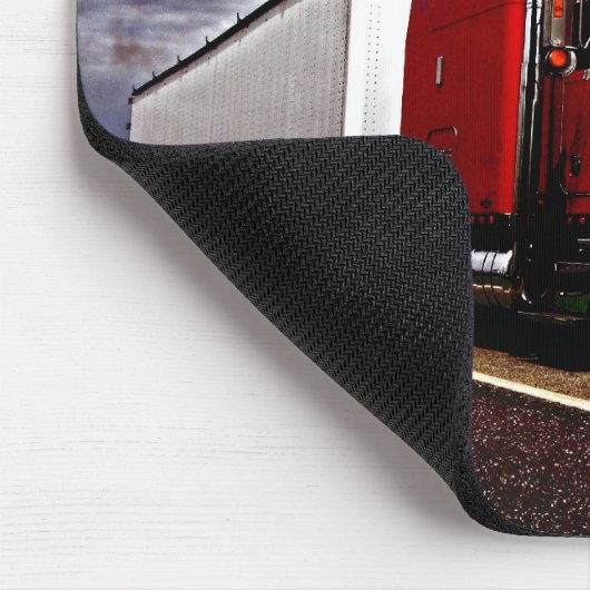 Sensenig rotes Peterbilt 379 Mousepad (Ecke)