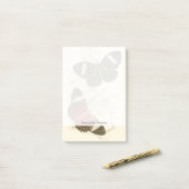 Sepia Blätter mit bunten Schmetterlingen Post-it Klebezettel (Auf Schreibtisch)