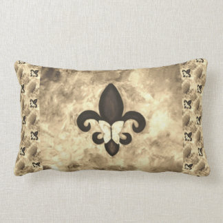 Sepia Butterfleur | Tan Butterfly über Lilie Lendenkissen