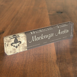 Sepia Butterfleur | Tan Butterfly über Lilie Namensplakette