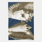 Sepia Conch Seashells Geschirrtuch (Vertikal)