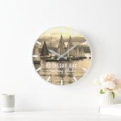 Sepia-Effekt-Foto von Yachten im Rennen Große Wanduhr (Zuhause)