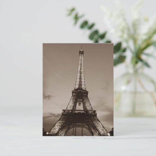 Sepia Eiffel Tower Romantischer Abend Paris Postkarte (Stehend Vorderseite)