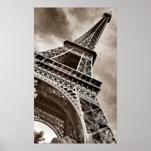 Sepia Eiffel Tower von unten Poster