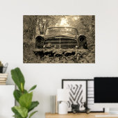 Sepia Fotografie des alten rostigen Klassikwagens Poster (Heimbüro)