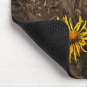 Sepia tone Yellow Wildblumen Mousepad (Ecke)