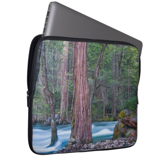 Sequoias & Merced River Yosemite National Park, CA Laptopschutzhülle (Vorne Rechts)
