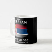 Serbisch zu sein ist ein Privileg Kaffeetasse (Vorderseite Links)