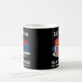 Serbisch zu sein ist ein Privileg Kaffeetasse (Mittel)