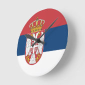 Serbische Flagge Runde Wanduhr (Winkel)