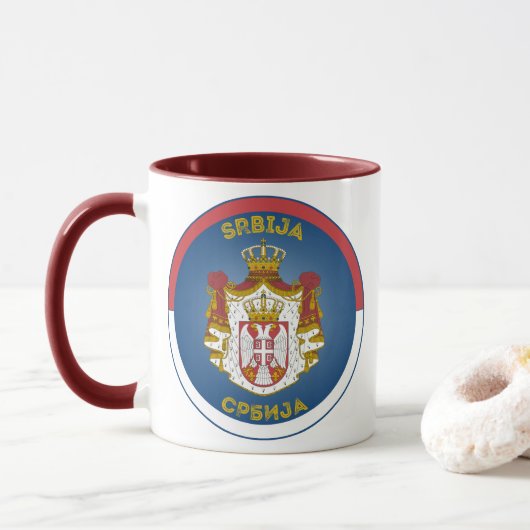 Serbisches Erbe-Emblem Tasse (Mit Donut)