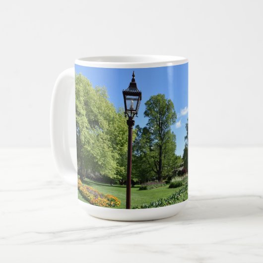 Serene Ballarat Botanischer Garten Kaffeetasse (Vorderseite Links)