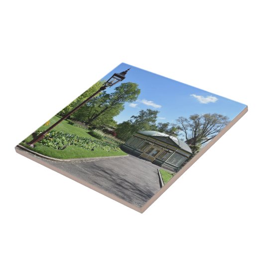 Serene Ballarat Botanischer Garten Keramik Fliese (Seite)