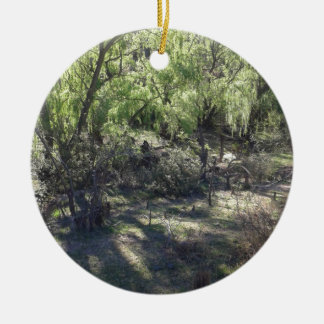 Serene Forest Scene Keramik Ornament