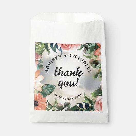 Serene Garden Wreath: Pastel Floral Elegante Geschenktütchen (Vorderseite)