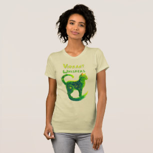 Serene Glow: Künstlerische Katze in Grün und Gelb T-Shirt