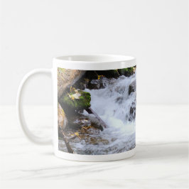Serene Green Mossy Stream Tasse