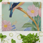 Serene Kingfisher in einem Paradies der Blumen Geschirrtuch (Gefaltet)