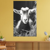 Serene Monochromatic Artistic Baby Goat Portrait Leinwanddruck (Insitu (Wohnzimmer))
