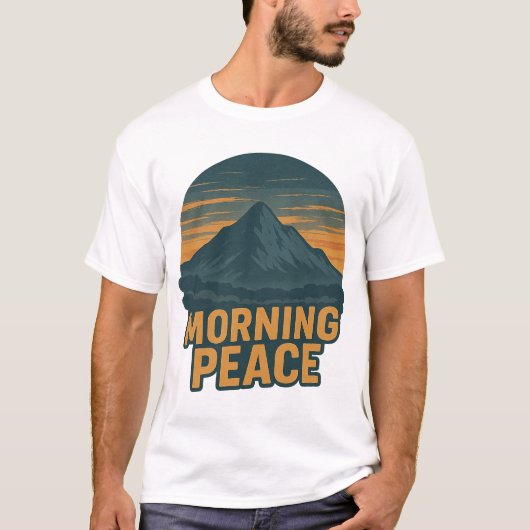 Serene Mountain Sunrise Retro Emblem T-Shirt (Vorderseite)