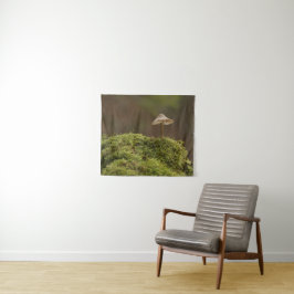 Serene Mushroom in Mossy Forest Art Print Wandteppich