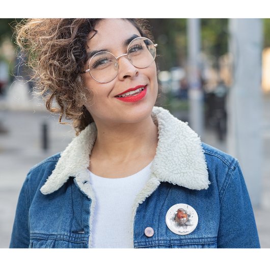 Serene Robin, Brauch Button