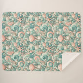 Serene Seashore Wirbel: PastellOcean Whispers Sherpadecke (Vorderseite (Horizontal))