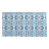 Serene symmetric ice blue S-size abstract pattern Kissenbezug (Rückseite)