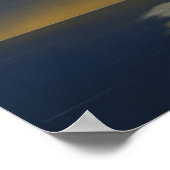 Serene Triple Moon Reflection Poster (Ecke)
