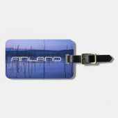 Serene und mistige See nach starkem Regen Gepäckanhänger (Vorderseite horizontal)