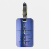 Serene und mistige See nach starkem Regen Gepäckanhänger (Rückseite vertikal)