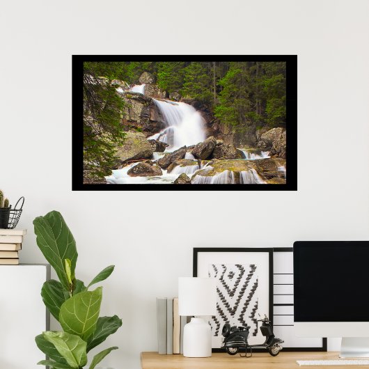 Serene Waterfall Poster - Hohe Tatra Slowakei (Heimbüro)