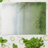 Serene Waterscape Landscape Handtuch (Gefaltet)