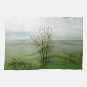 Serene Waterscape Landscape Handtuch
