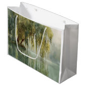 Serene Willow Tree Reflection Nature Art (8) Große Geschenktüte (Vorderseite Schrägansicht)