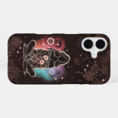 Serene Woman in einem kosmischen Blumentraum iPhone 16 Hülle (Rückseite (Horizontal))