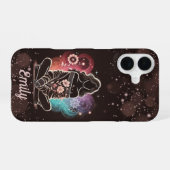 Serene Woman in einem kosmischen Blumentraum iPhone 16 Hülle (Rückseite (Horizontal))