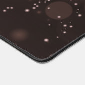 Serene Woman in einem kosmischen Blumentraum Schreibtischunterlage (Ecke)