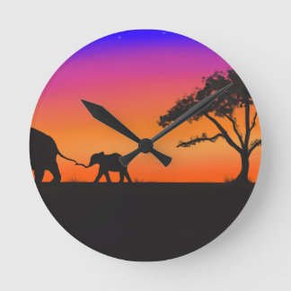 Serengeti Nächte Runde Wanduhr