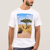 Serengeti, Tanzania - Safari Giraffe Landscape