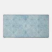 Serenity in Ice Blue Florals Schreibtischunterlage (Vorderseite)