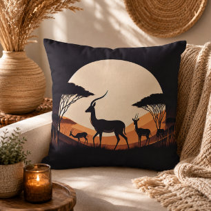 Serenity in Motion Antilopen-Inspiriert Kissen