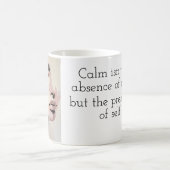 Serenity Modernes Neutronensteckportrait Kaffeetasse (Mittel)