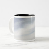 Sergeant bietet Sicherheit Zweifarbige Tasse (Vorderseite Links)