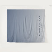 Seriöser blauer Farbverlauf Minimalist Wandteppich (Vorderseite (Horizontal))